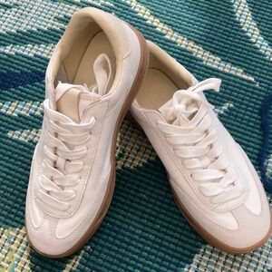 ZARA NWOT White REAL LEATHER IN AND OUT Sneakers